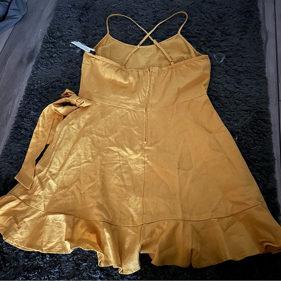 Speechless Women’s  Dress with Ruffles - NEW- Mustard yellow - Picture 4 of 4